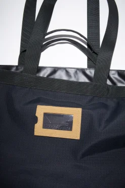 Tote Aus Nylon
