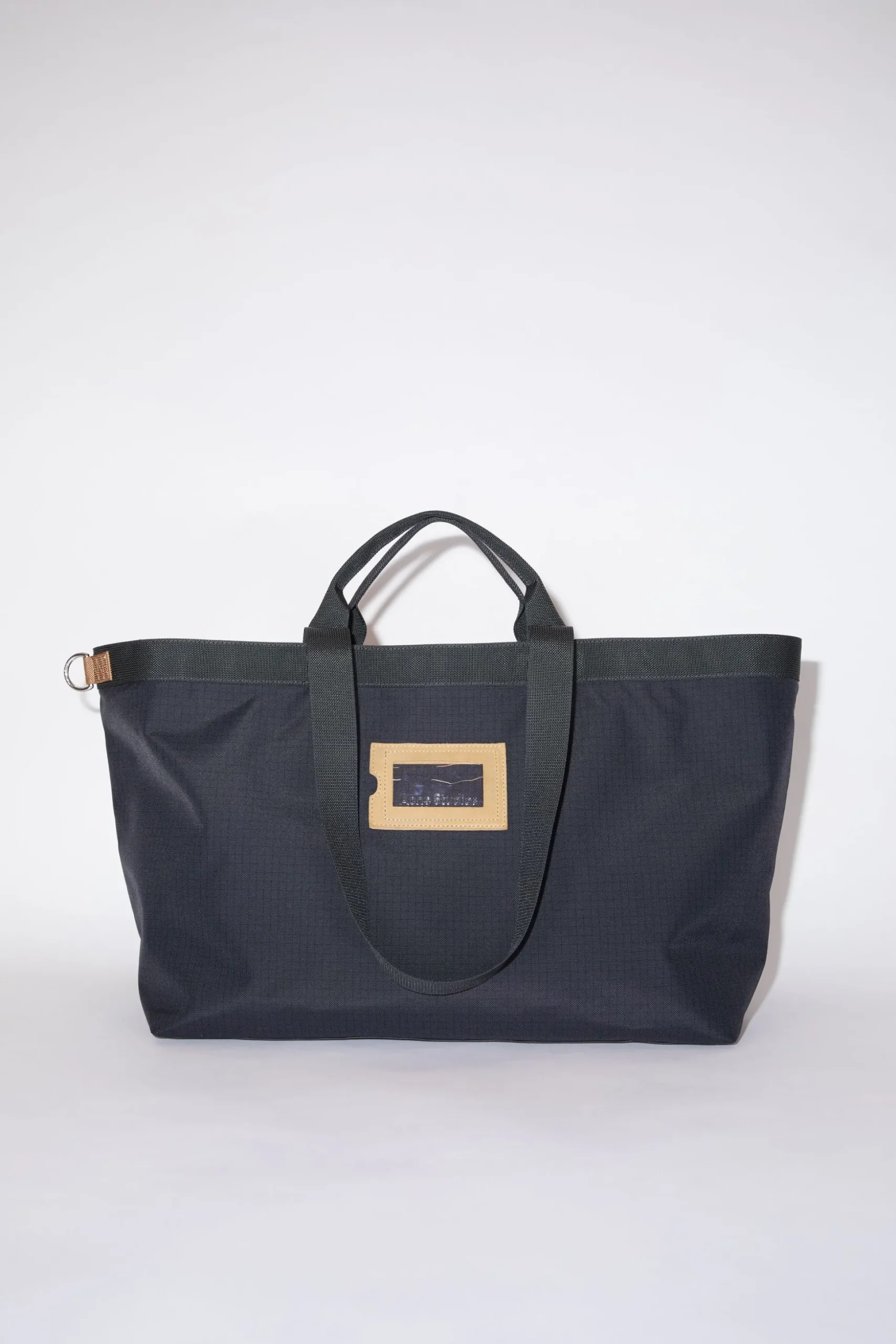 Tote Aus Nylon