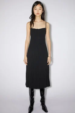 Tragerkleid Aus Satin