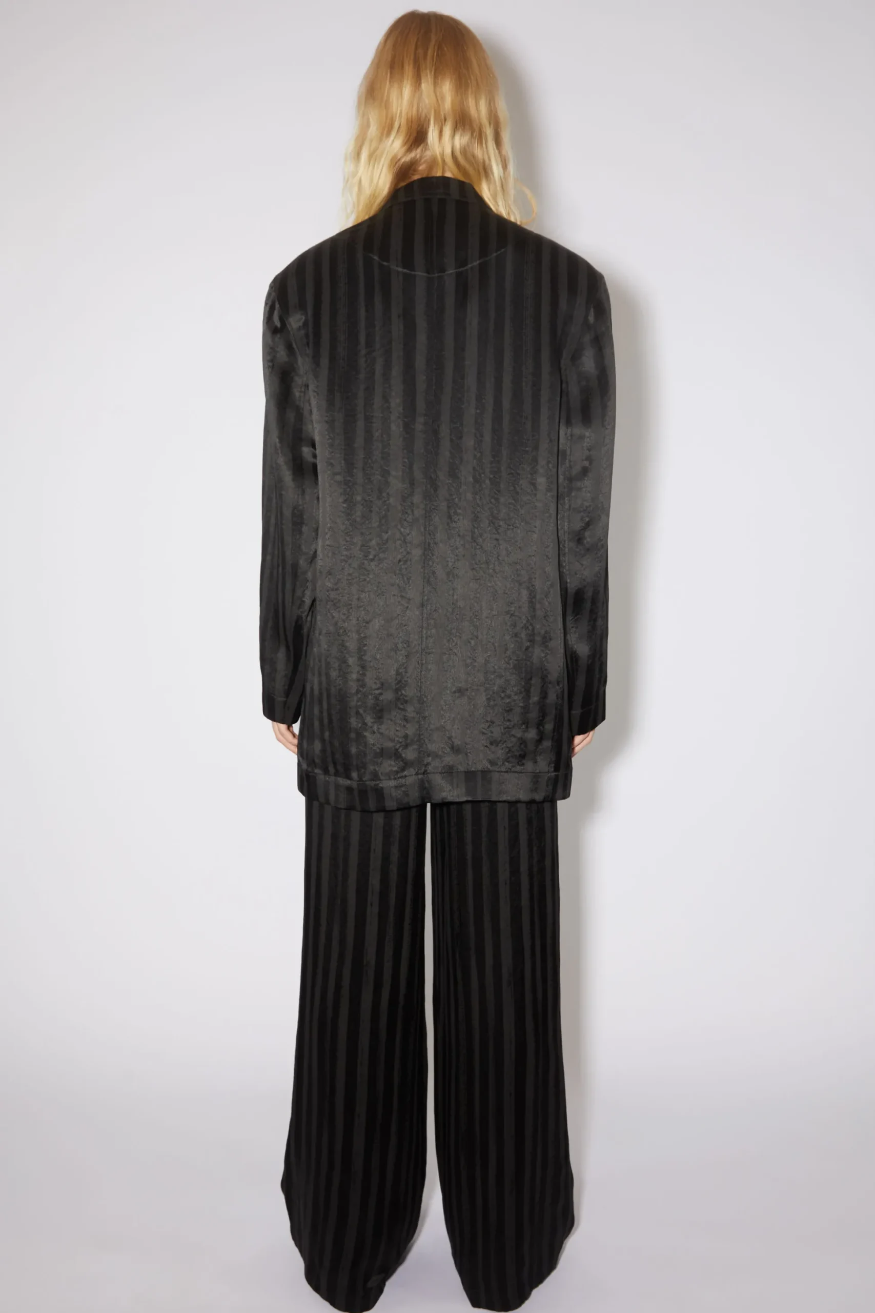 Zweireihige Jacke Aus Satin